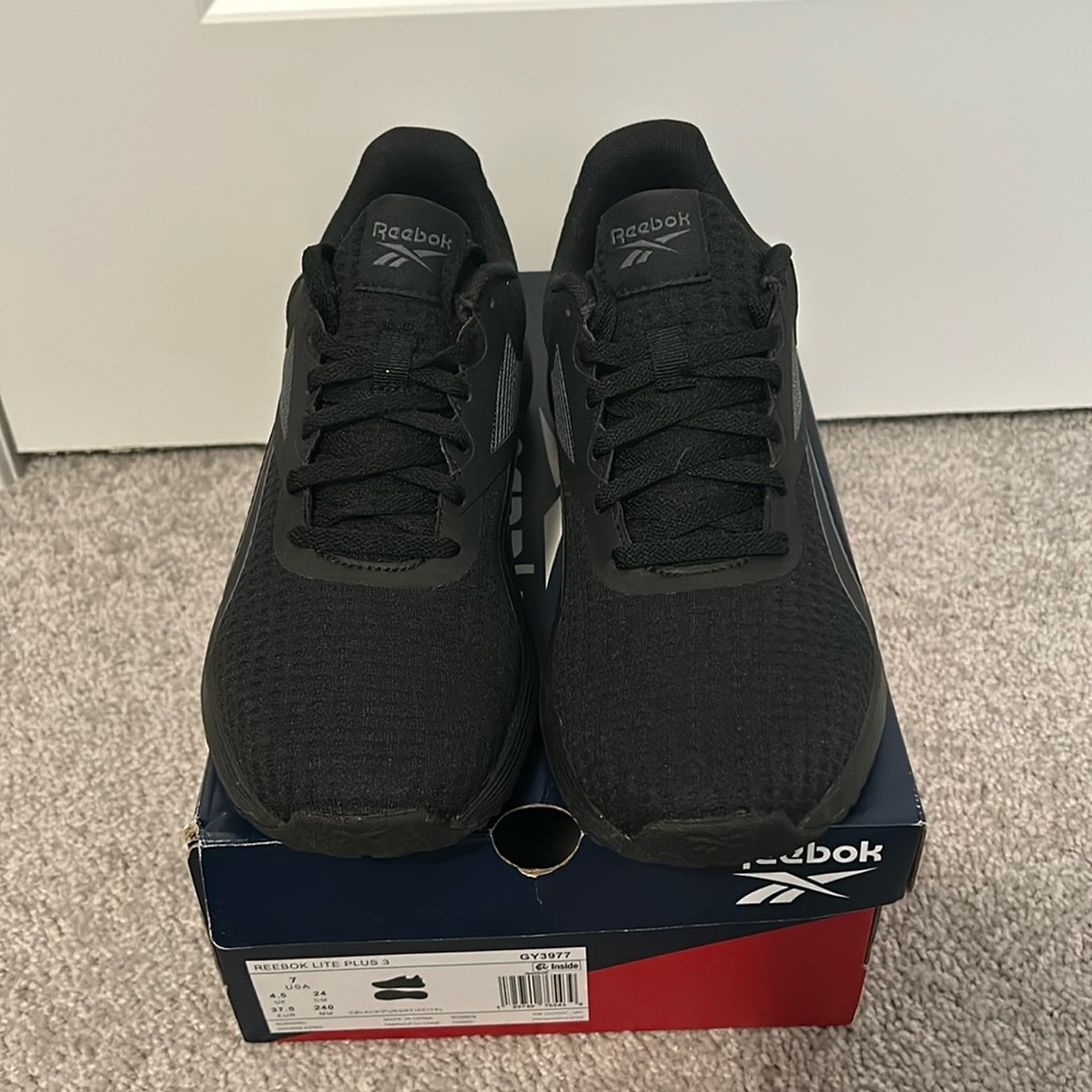 Reebok Lite Plus 3 Women Size 7 Shoes